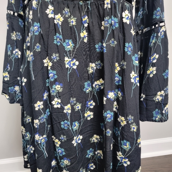 Ella Moss Eyelet dress size large - Picture 9 of 9